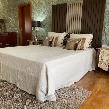 Camelias Casa De Charme *