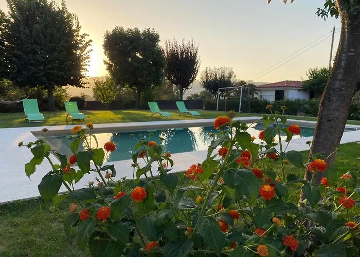 Feriehus Camelias Casa De Charme Varzielas